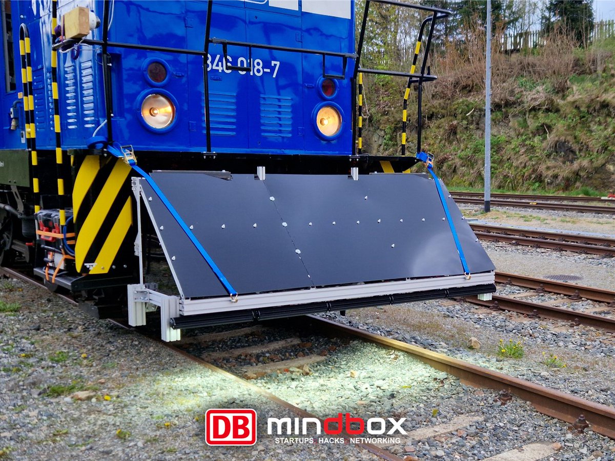 dbmindbox's tweet photo. #Eisenbahnschwellen-Inspektion: Automatisierung durch smarte #Kameras &amp; #KI 🚆Im aktuellen PoC arbeiten wir mit #DBInfraGO &amp; Startup #MCador daran, die Inspektion &amp; Wartung von Eisenbahnschwellen zu unterstützen. Die ersten Live Tests am Bahnhof Cranzahl waren vielversprechend 💪 https://t.co/59Y0y6Y469
