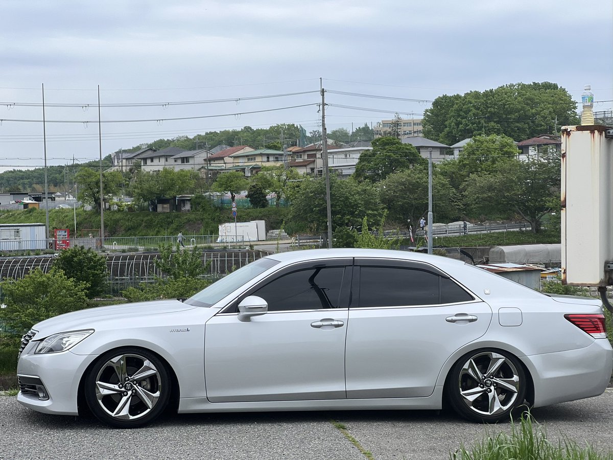 ttt01020901's tweet photo. 21クラウン https://t.co/R1bu8gLCQQ