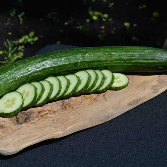Fruity Friday..Cucumber day… Benefits of eating cucumber: 1. It keeps you hydrated 2. Can improve memory and aid in weight loss 3. Improves digestion and promotes healthy skin 4. Diminishes bad breath 5. Contains vit k, potassium and magnesium Get a cucumber today