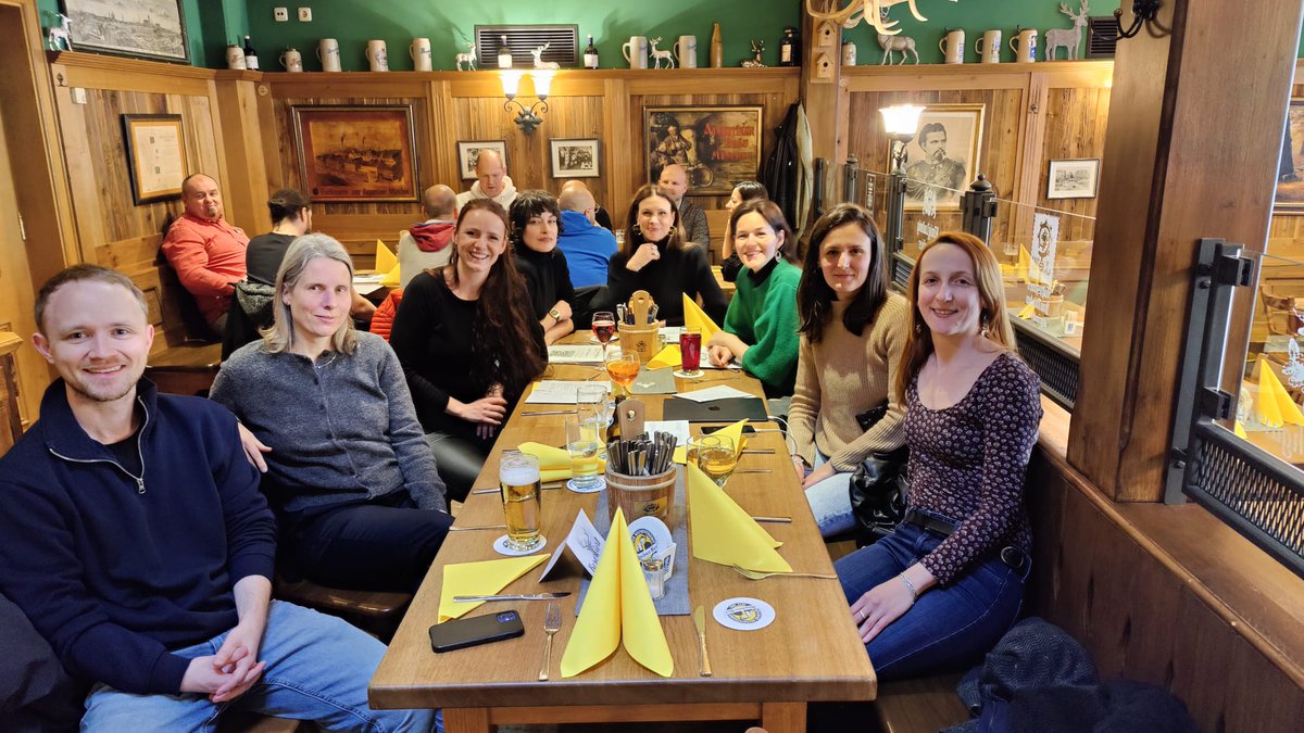IrinaWithCrown's tweet photo. Here's a pic from Tim Ferriss 10th anniversary fan meetup Munich, Germany! What a joyful, enriching exchange!

@tferriss getting together in real life on @getriver_io https://t.co/wgklJIQbby