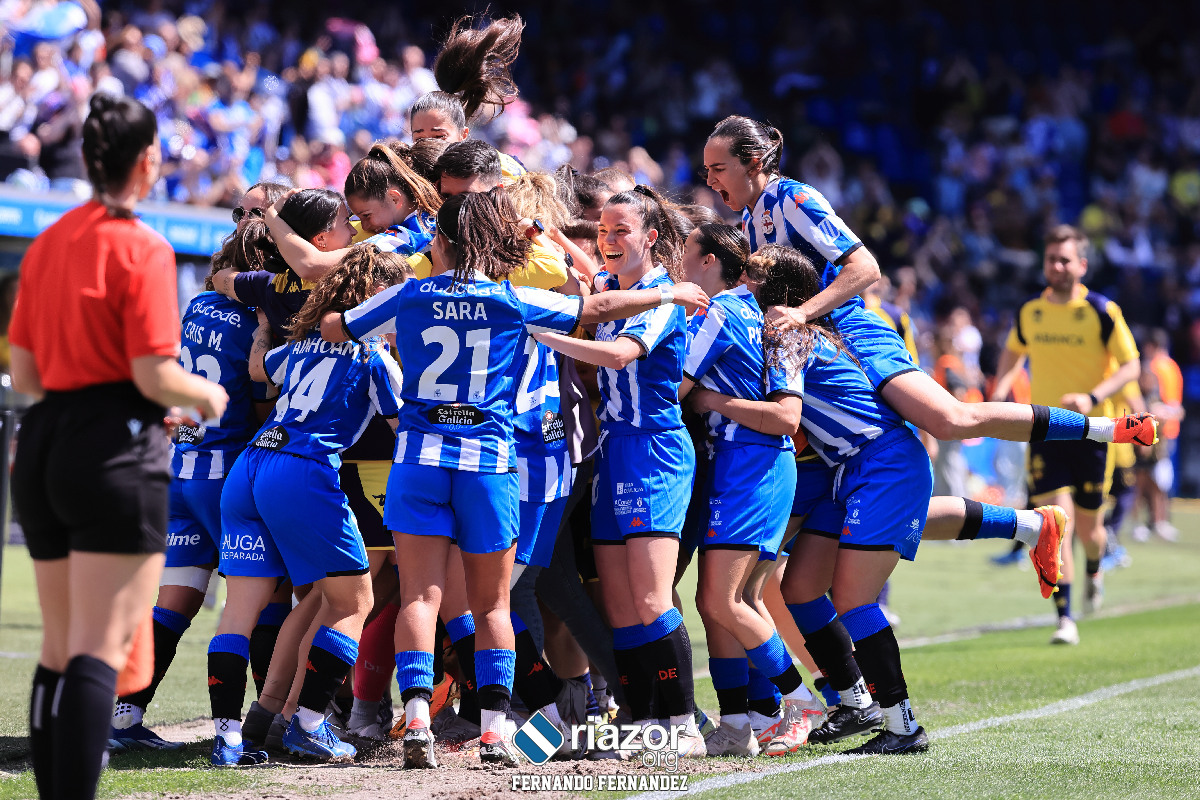 Coruña Deportiva (@corunadeportiva) on Twitter photo LA IMAGEN DE LA SEMANA | El Depor Abanca celebra su ascenso. Los homenajes se suceden durante toda la semana, y <a href="/Fefega/">Fernando Fernandez</a> nos propone esta foto de las jugadoras deportivistas ante el ascenso a Liga F 💙🤍 LA IMAGEN DE LA SEMANA | El Depor Abanca celebra su ascenso. Los homenajes se suceden durante toda la semana, y <a href="/Fefega/">Fernando Fernandez</a> nos propone esta foto de las jugadoras deportivistas ante el ascenso a Liga F 💙🤍