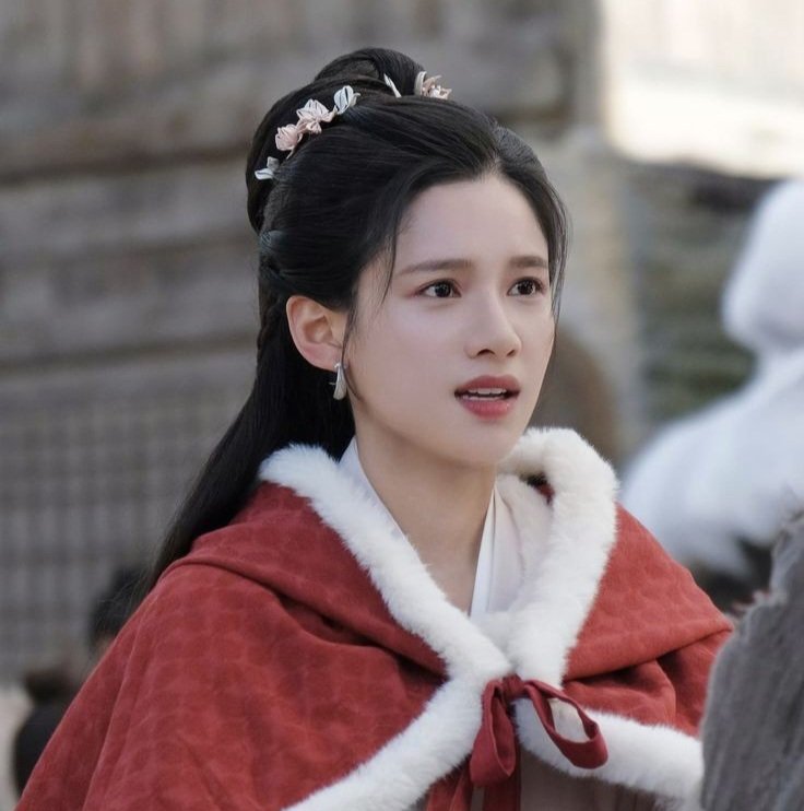 Zhang jingyi as Hua zhi, the bravest, most independent, smartest, and also the kindest character ever ❤️
#BlossomsInAdversity #ZhangJingyi