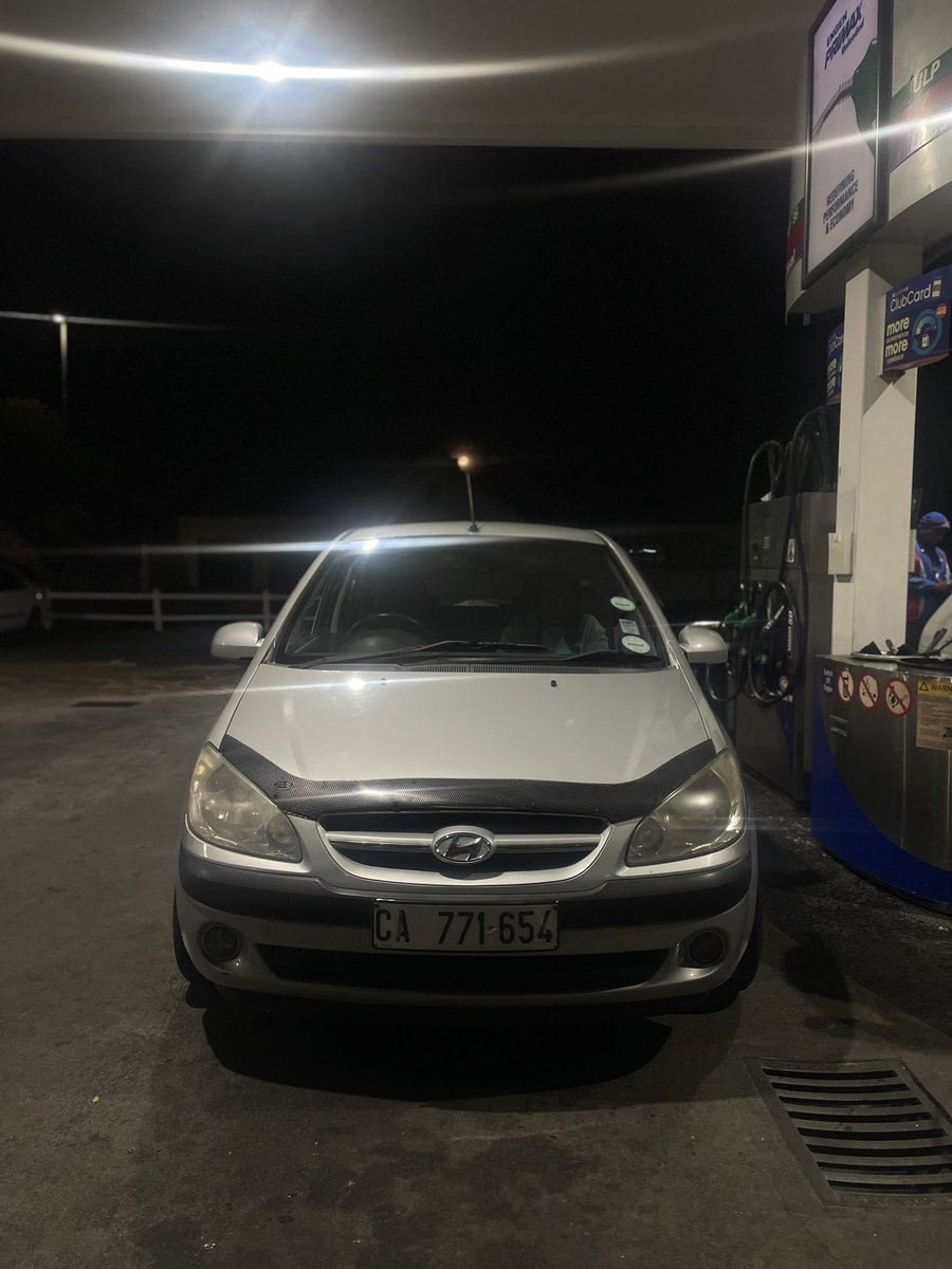 SnapChange's tweet image. Using the Hyundai Getz this week &amp;amp; it’s been quite pleasant in the CPT rush hour madness. It’s 1.4L petrol engine cranks 126 Newtons &amp;amp; 71kW to the front wheels. 
Fuel eco has been pleasant &amp;amp; I’m sure it’s using bit more than the 2006 claimed 6,2L/100km. Gna be tough to let it go.