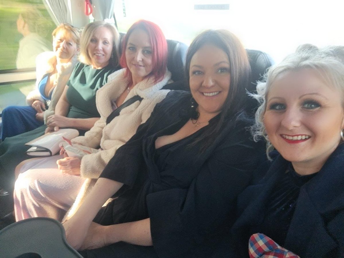 We are on our way 😊😊 #SNTA Good luck to all the finalists at todays awards. 👍💗😊