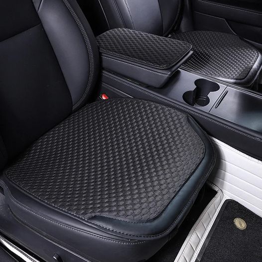 Are you tired of arriving at your destination feeling uncomfortable and sweaty after a long drive? Do you experience back pain and muscle fatigue from sitting in the car for extended periods? If so, you're not alone. 

#caraccessories #delicateleather 

delicate-leather.com/blogs/news/bre…