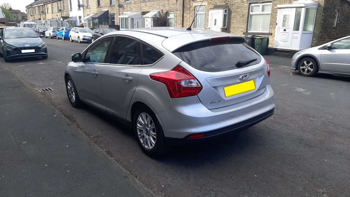 This Ford wasn't even the Focus of our attention when we illuminated our blues on in the Bolton area of @WYP_BradfordE last night, but it made off anyway.  We located it a short time later abandoned & recovered it for further enquiries.
#opsteerside