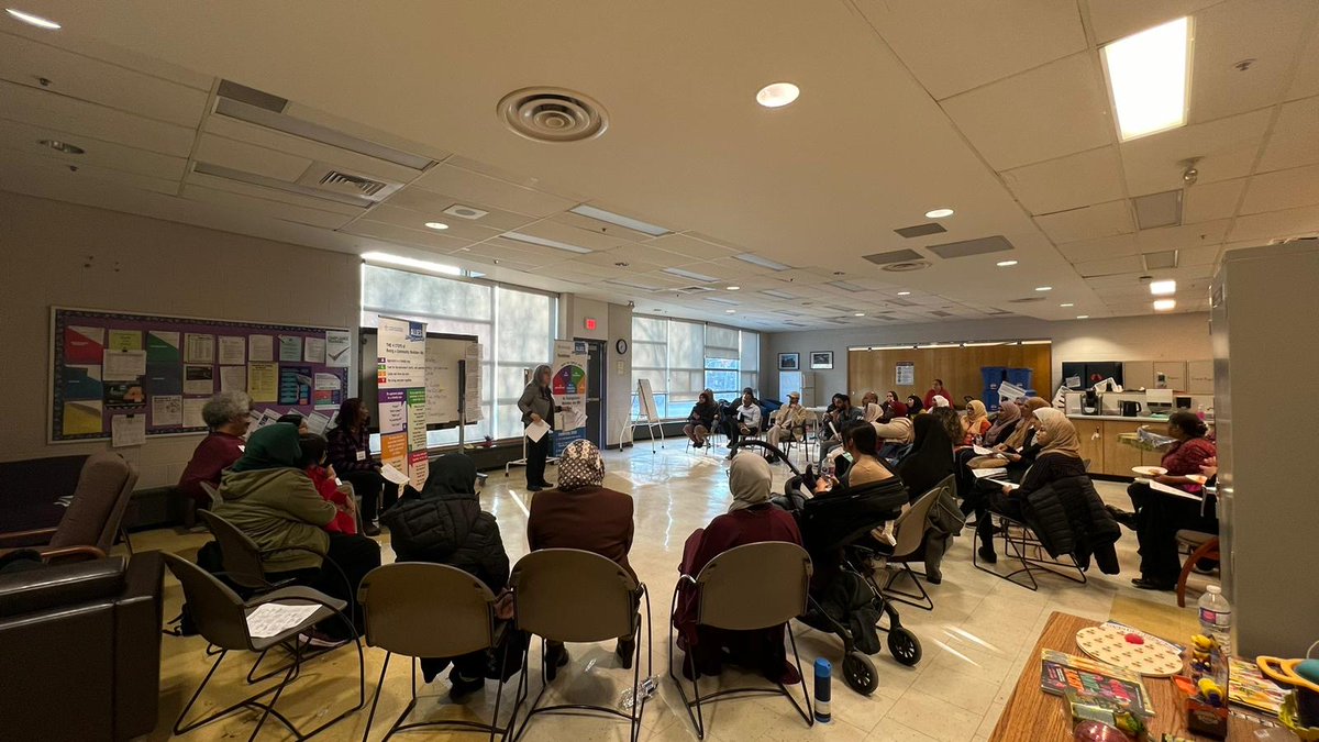 TDSB_CSW's tweet image. Model Schools Community Support Worker, @YetundeOlowoke1 on the frontline, leading and supporting meaningful parent/caregiver engagement at @TDSBGatewayPS. #communitybuilders