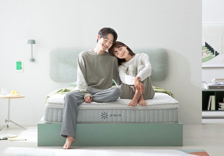 아마존 가구카테고리 1위에 빛나는 "지누스" 브랜드 입니다.

북미쪽에서 불티나게 판매되고 있다는 사실💡 (3초에 1개꼴로 나갈정도니 역시 천조국답죠ㅎ)

국내에서도 쇼핑하시면서 많이 보셨을텐데 현대계열이라 현대백화점에만 가도 체험해 보실수 있어요
#침대 #토퍼

front.wemakeprice.com/deal/630782586