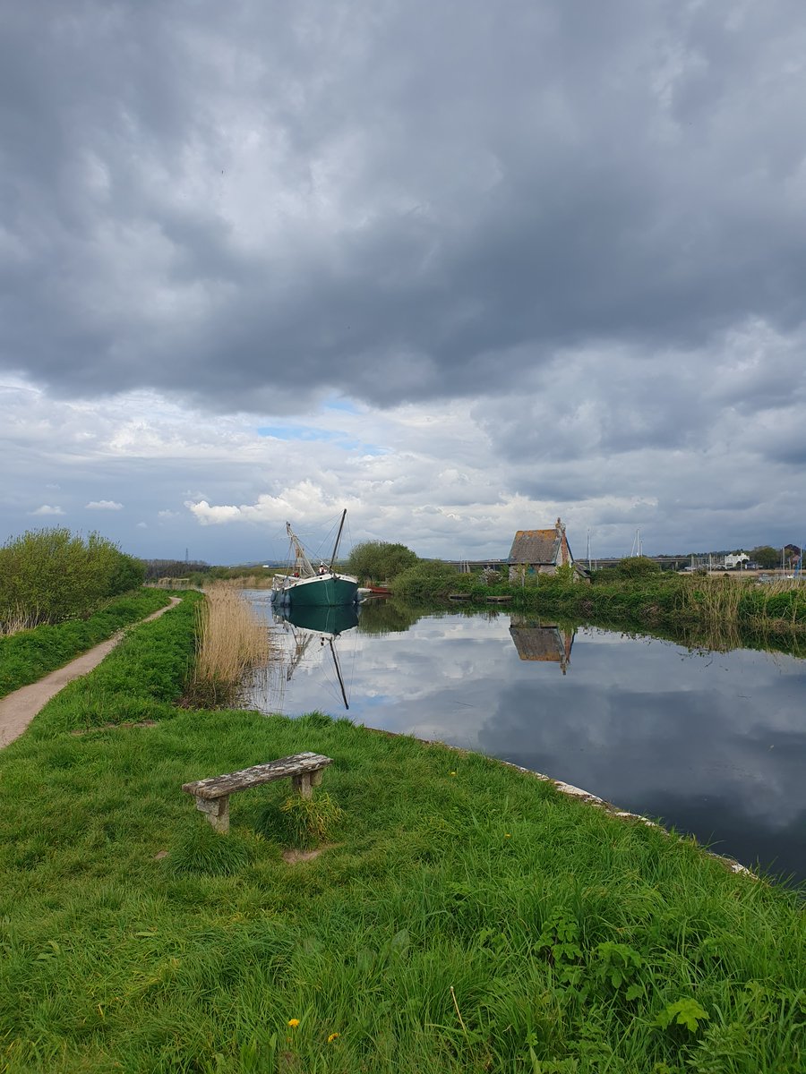 ExeterCustom's tweet image. This week we said goodbye to he Snark, who is heading off for some summer adventures. But we look forward to seeing her again in the autumn.

If you do fancy booking one of their summer sailing trips visit:

snark.limited/2024-summer-sa…