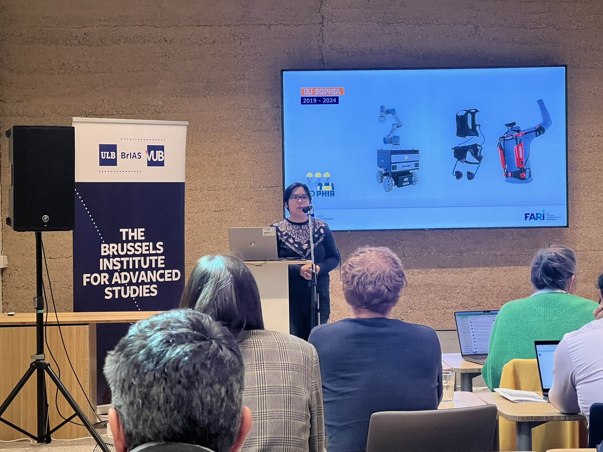 Shirley Elprama of @imec_smit on human robot interaction in production context during @brias_social forum on sustainable human robot collaboration