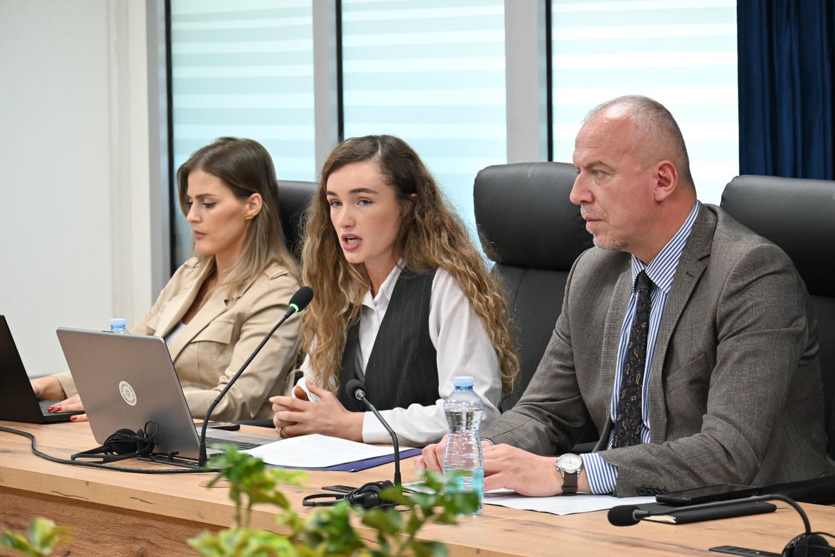 The Republic of #Kosova 🇽🇰 for the very first time, will adopt the Law on the realization of the right to trial within a reasonable time.

For the entire legal community ⚖️ and especially for the citizens of Kosova - this law is of vital importance.

#MinistryOfJustice #RuleOfLaw