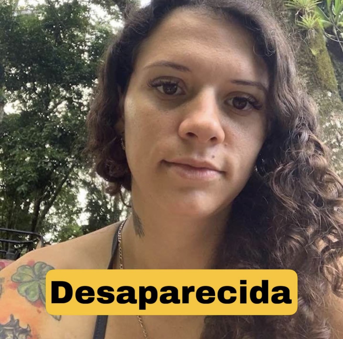 Asqueada de leer los comentarios  de machitos culpando a Kimberly Araya, la víctima, de su propia desaparición. 

Recuerden que Nancy Chacón, madre de tres niñas, también está desaparecida. No se sabe nada de ella desde el 24 de marzo.