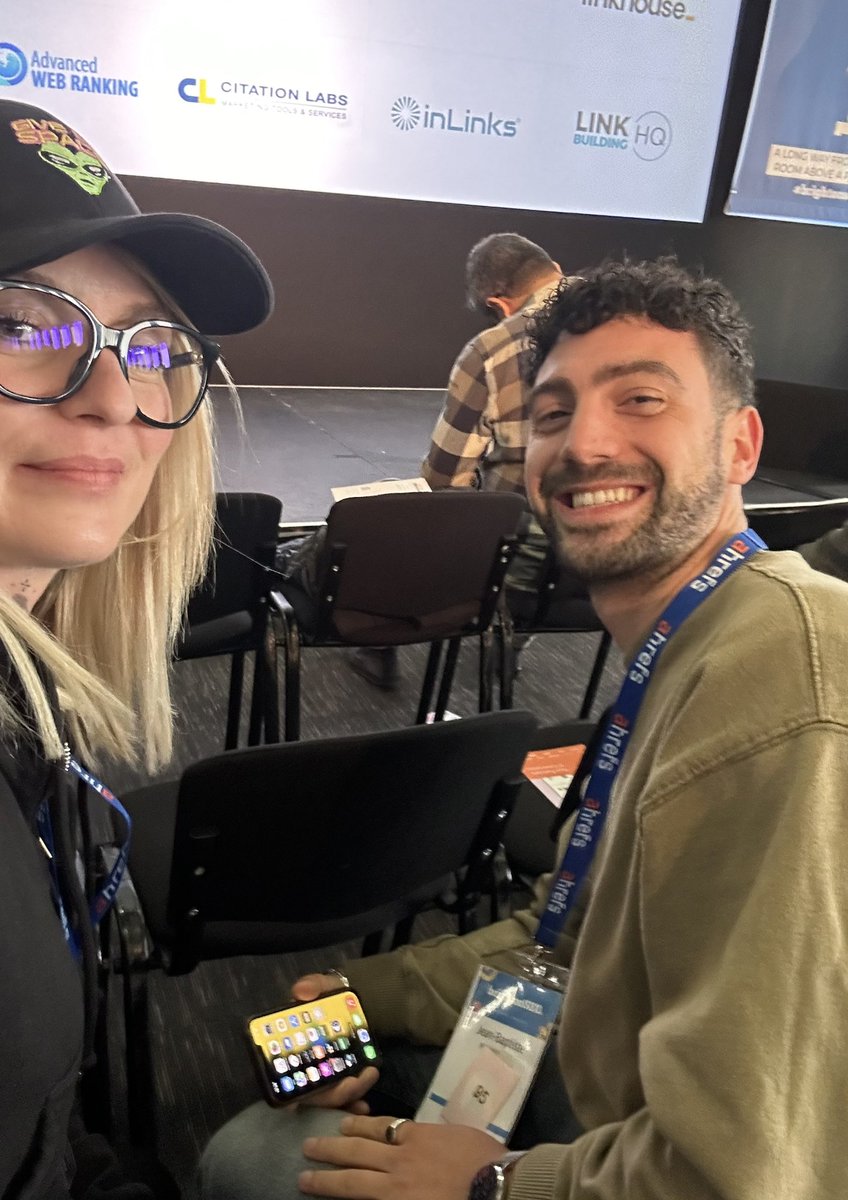Ready for <a href="/NicoPiquero/">Nicolas Piquero</a> ´s talk 🔥 #brightonSEO <a href="/jbmasmanides/">Jean-Baptiste Masmanides</a>