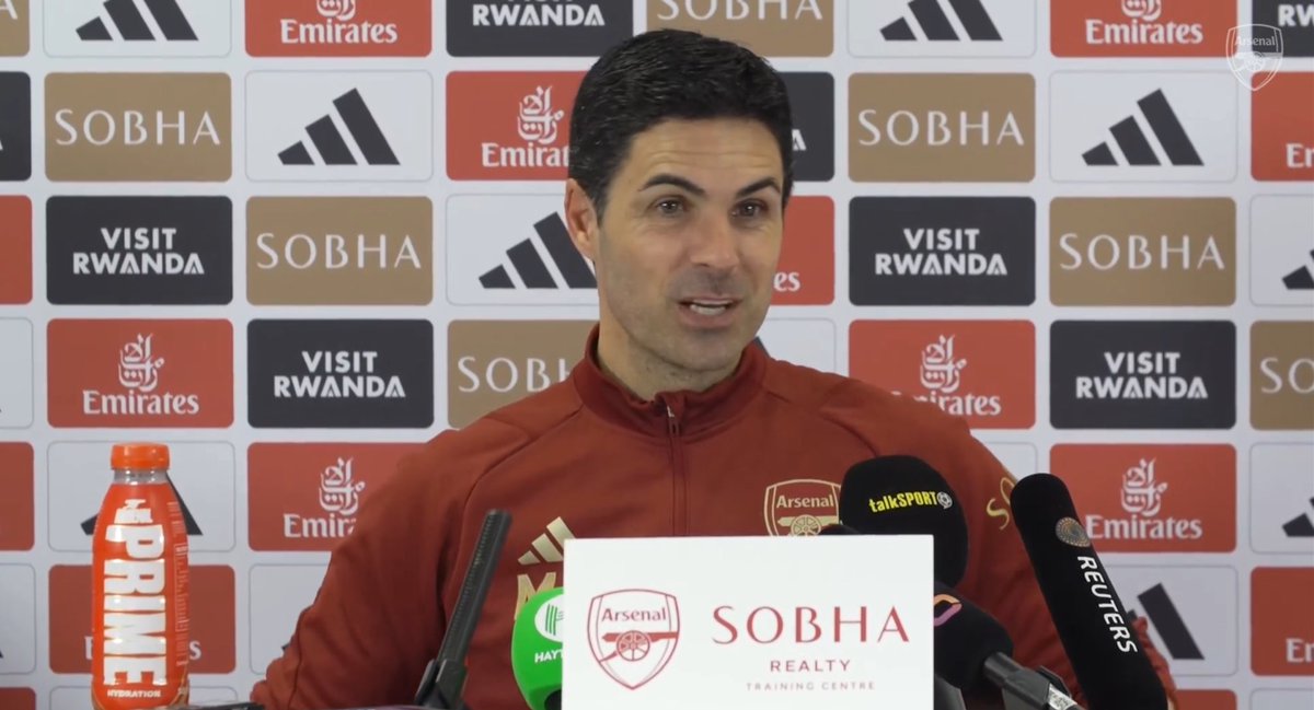 Mikel Arteta confirms Jurrien Timber will not make the Arsenal squad for the north London derby. 🗣️ “Apart from Jurrien [Timber] it’s going to very close that we are going to have everyone available.”