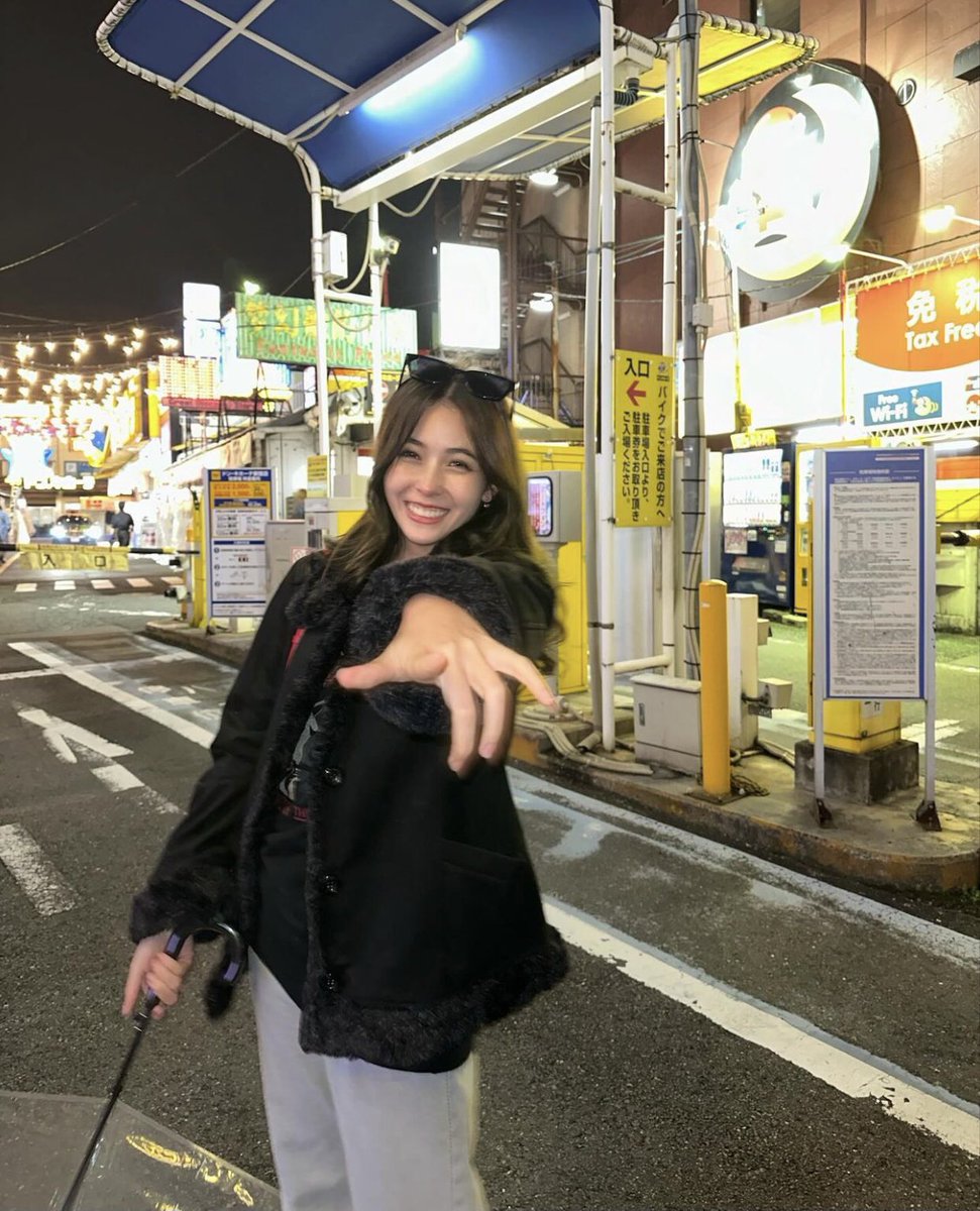 [ 📸 #NikyBNK48 #NikyQRRA : IG ] 

don don don

#NikyWarinrat
#QRRAinJapan 🇯🇵
#QRRA #BNK48