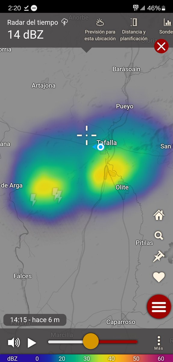 Hace un momento en Tafalla, Navarra. Granizo totalmente inesperado, con un par de truenos fuertes previos como aviso pero nada más.