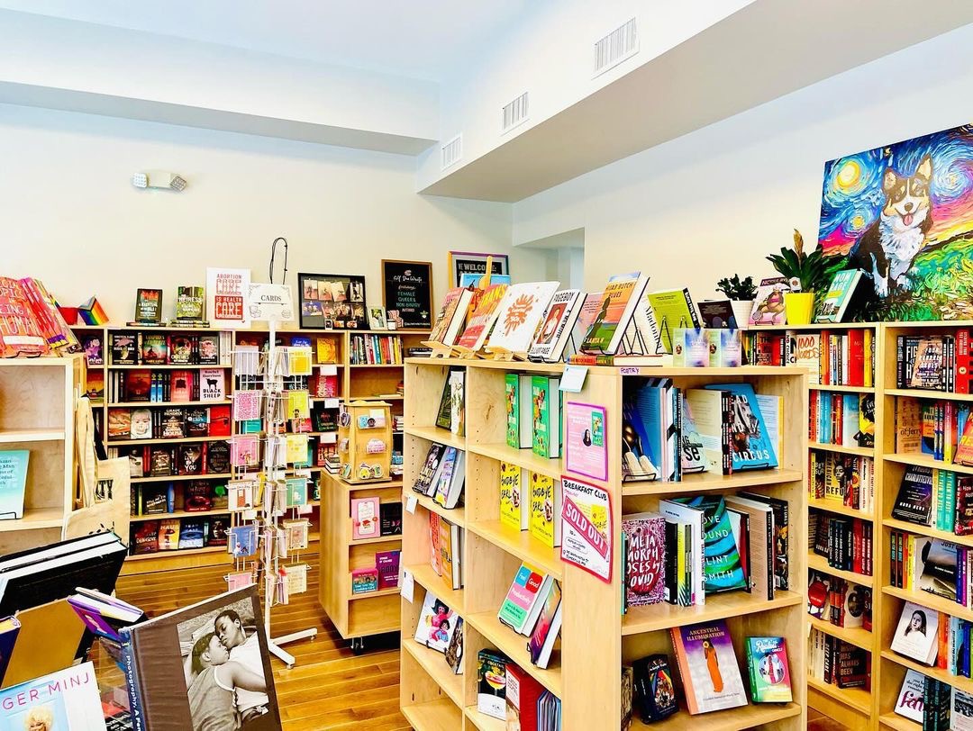 Electric Literature’s Favorite Indie Bookstores electricliterature.com/els-favorite-l… #ReadingLists #books