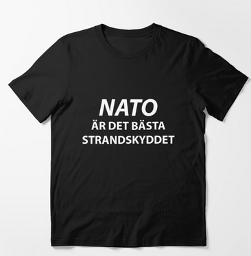 Det är lite lustigt att MP ville se 'ytterligare ambitionsökningar vad gäller luftvärn och marina förmågor [...] för att skydda civila [...] och våra kuster'. Oväntat att de tydligen vill öka mer, men klart att många nyckelbiotoper är i fara vid strid på eget område.