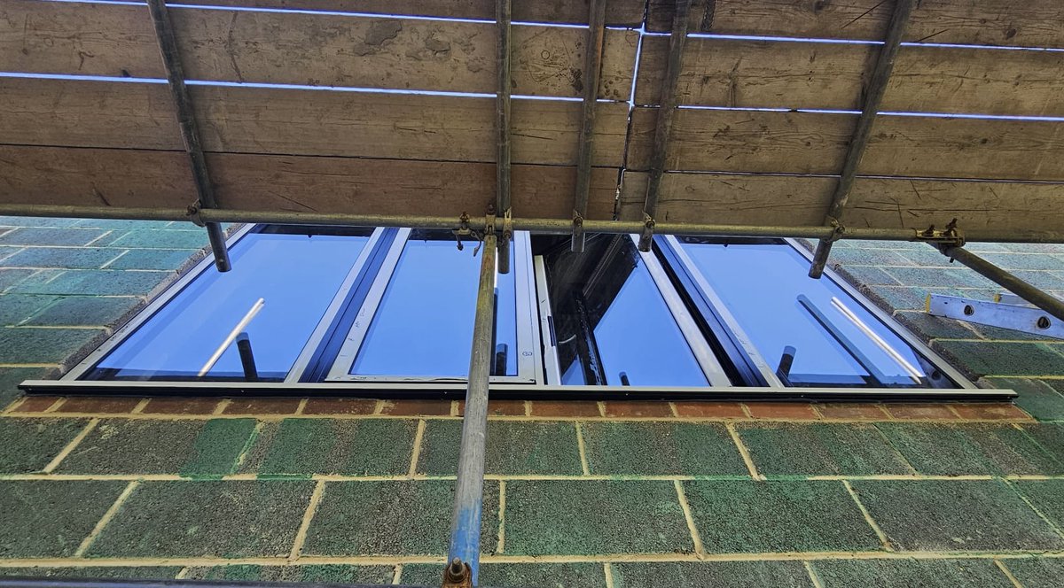 newvisionwindo's tweet photo. A new job kind of day!
Showing you a behind the scenes look on fitting windows into a new build.
Contact us for a quote on any new windows or doors.
#windows #installations #windowsanddoors #doors #doorsandwindows #explore #explorepage https://t.co/izLvJy543L