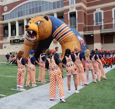 BridgelandSwim's tweet photo. Congratulations to our Bridgeland HS Swim/Dive/Water Polo Bears who are also joining BHS Claw Crew next year... Natalie Buck, Maddie Pierron, Lizzie Richardson, Alice Thompson (joining Macy Moran).
#clawcrew #bridgelandhighschool @bhsclawcrew
@BridgelandFB @bhsbearnation https://t.co/3v4WwXYMFP