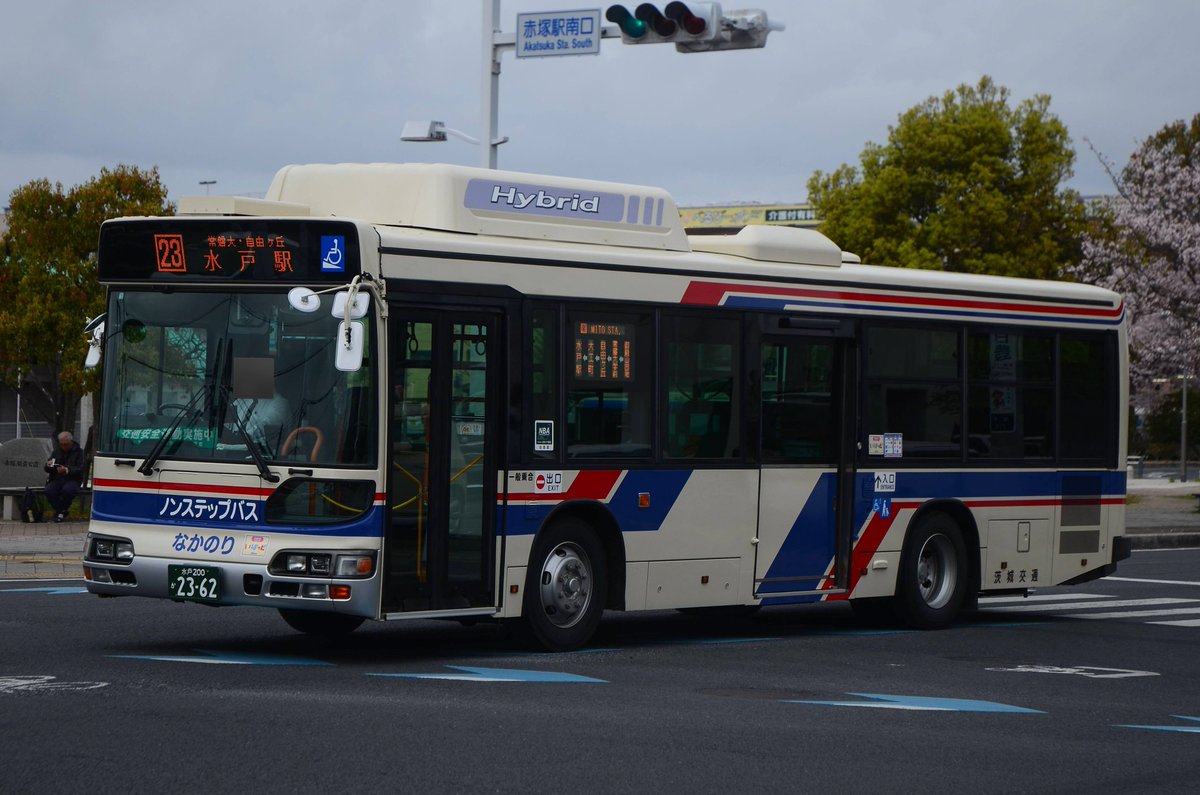 茨城交通
水戸200か2362 (浜田)
BJG-HU8JLFP
元都営バス Z-S154
R代に続いてS代もデビューしました
茨大前にも2373(Y-S128)が入ったようです
