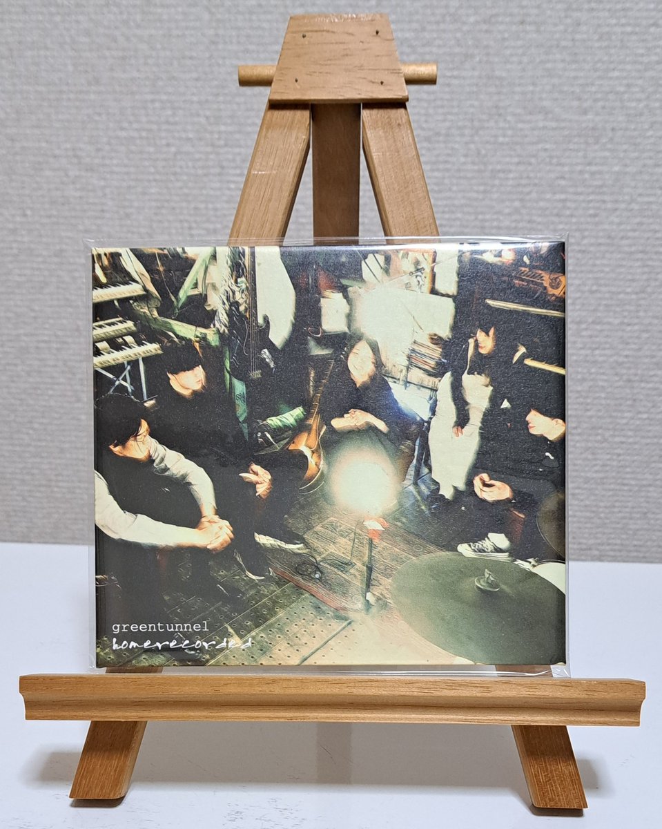 greentunnel (<a href="/greentunnel_/">greentunnel</a>)の
1st EP『greentunnel』
demo CD『home recorded』
届いた～！✨😆