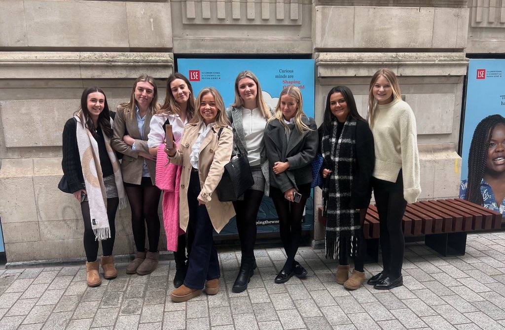 Huge congratulations to our @newcastlehigh Y12 team who presented brilliantly at the @GDST LEAD finals yesterday, held at LSE. They came away with the UNSDG Award, for the idea that is most effective & closely linked to UN sustainable development goals. Future entrepreneurs! 👏🏻👏🏻