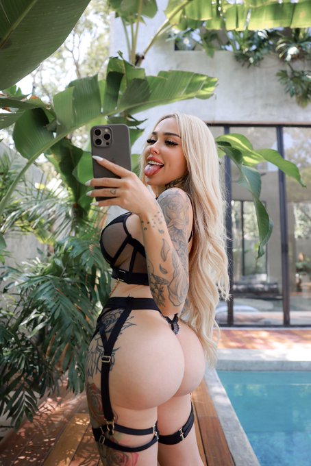 1 like = 1 👋🏼  Ready? 😈 https://t.co/kQ7KVgx4bV