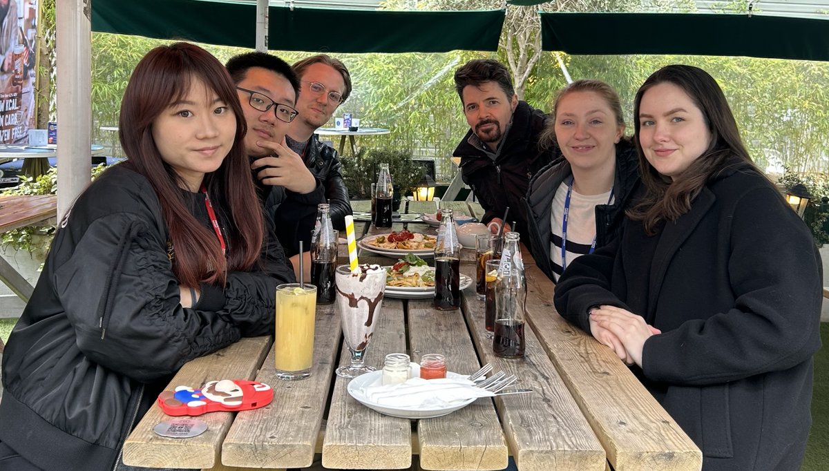 Thoroughly enjoyed a #lab lunch this week! Saying bye to Greta who finished her MSc rotation and hello to Catherine and Zhiqiao @ImperialNHLI