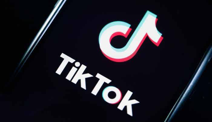 🔻 Pemilik Tik Tok: Kami tidak bersedia menjual Tik Tok ke Amerika Perusahaan China Bytedance, pemilik jejaring sosial TikTok, mengumumkan bahwa mereka tidak bersedia menjual platform ini di Amerika dan lebih memilih pemerintah Amerika melarang penggunaannya di negara tersebut.