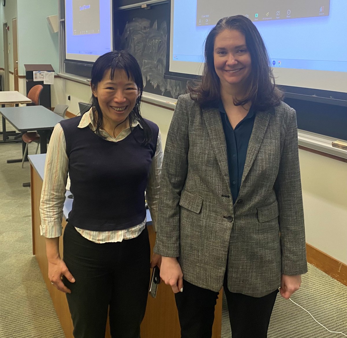 MechE closed out our Spring Seminar Series with a wonderful talk by MIT's <a href="/LindsayCase19/">Lindsay Case</a>, hosted by <a href="/MEOW_Lab/">MEOW Lab</a>. Thank you, Dr. Case, and thank you everyone for attending our seminars this semester!