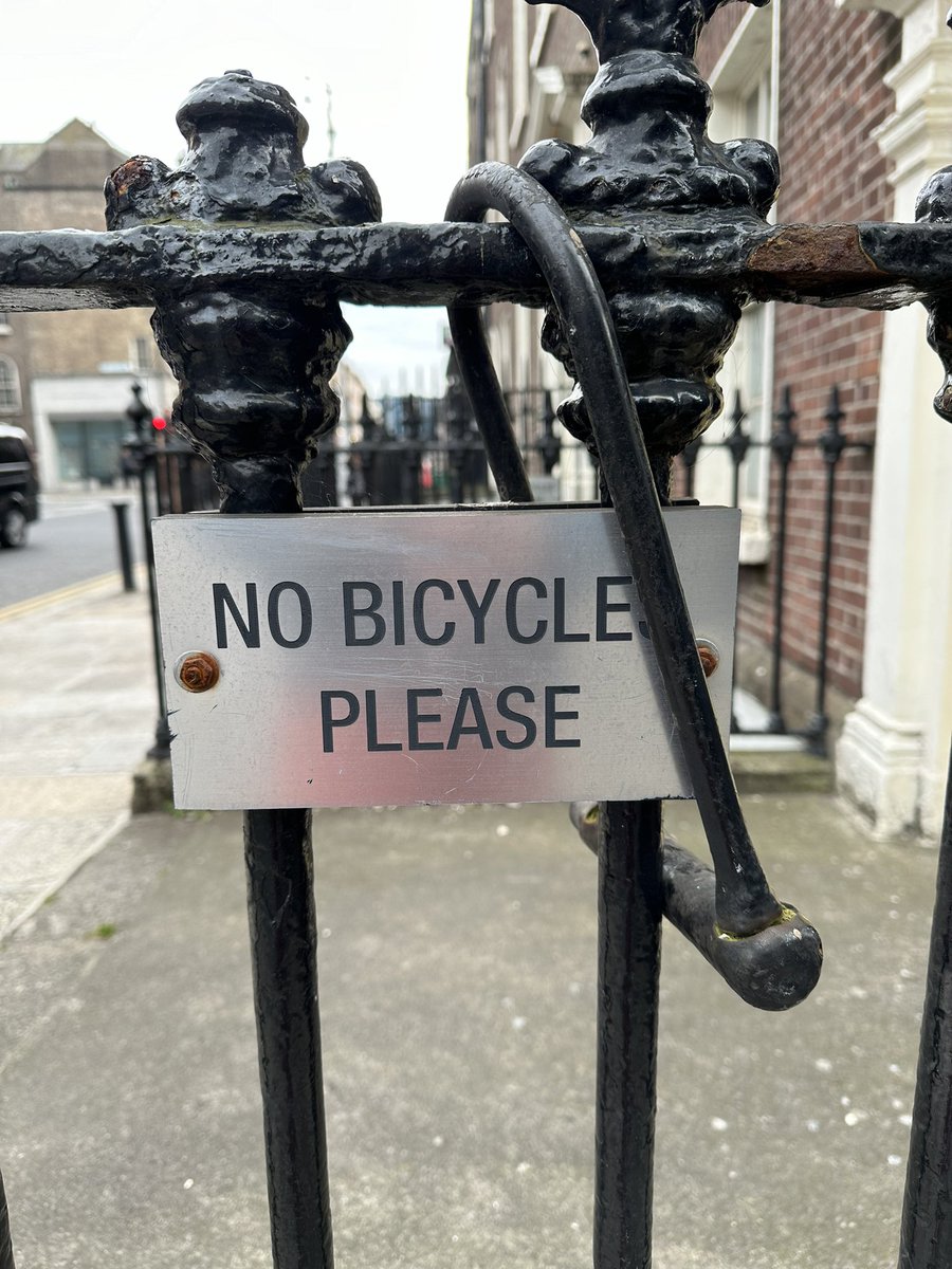 Saw this in Dublin and had to queue up Rage Against the Machine’s “Killing in the Name”. #WontDoWhatYouTellMe #CyclingInfrastructure #CyclingAsProtest