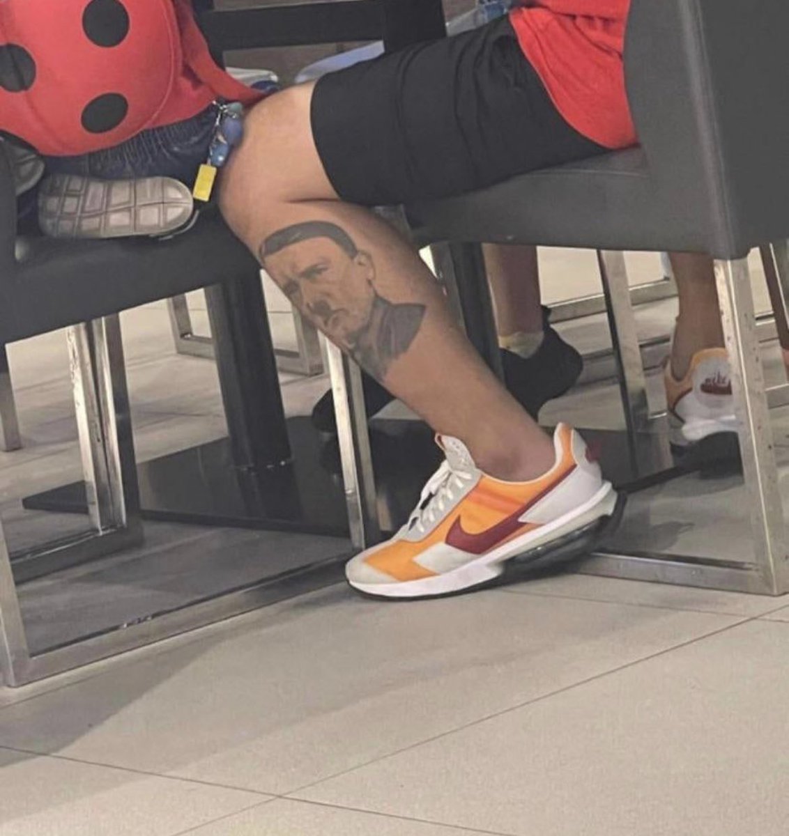 Im at mcdonalds, look at this fella's shoes, so clean ngl 😎😎