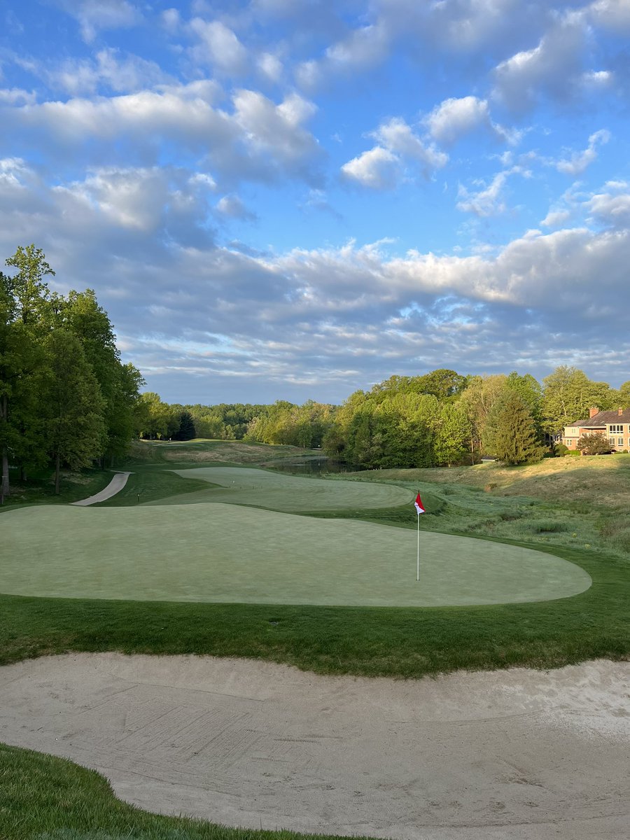 Beautiful Friday morning to cap off an excellent week. The course has been recovering nicely since aerification and will continue with summer temperatures next week