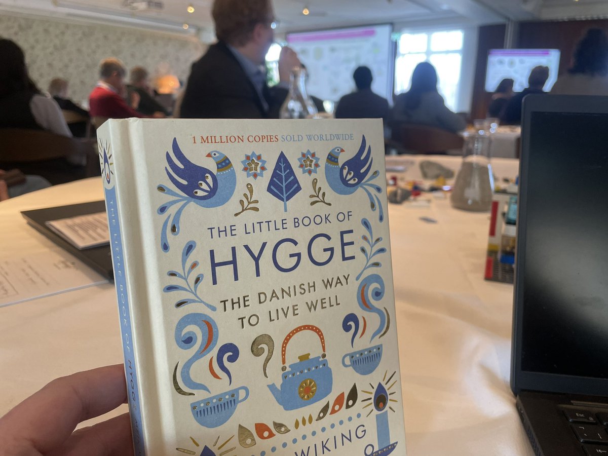 Enjoyable couple of days in Denmark at  #ScSB2024 catching up with friends & collaborators including @Boccaccini_Lab  @RLGReis & @HeilshornSarah Excellent #biomaterials science on display. Look forward to finding out why the Danes live so well, my gift for speaking at the event!