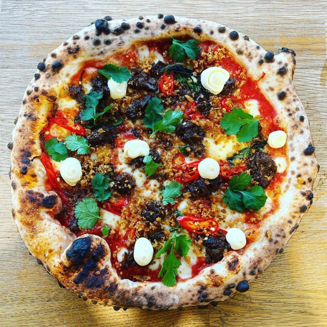 Igloo Pizza Co. is an award winning outdoor mobile pizzeria based in Portrush - one of the only food trucks in Ireland to feature a full size commercial brick pizza oven straight from Italy! 📍 Portrush 🏆 British Street Food Award More info: buff.ly/3wp8V6W