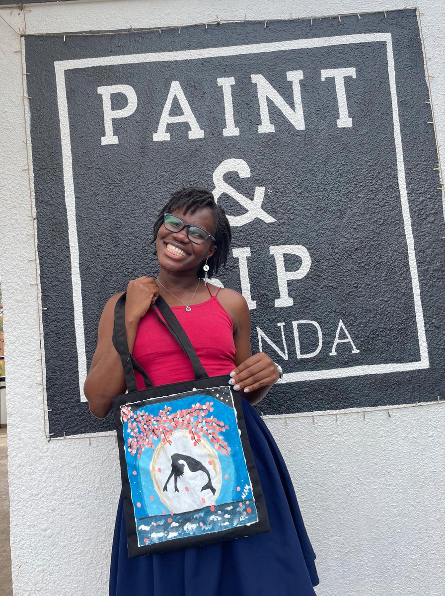 Creating Art on Totebags. Same experience but you can wear your art!!👜🎨🖼️
Our Studio is located in Kyambogo-Kiwatule, opposite the kabaka’s farm.  
We are OPEN 6 days a week, Tuesday to Sunday , 11am to 9pm 
#paintandsipuganda
#paintandkidsuganda
#bellaartug