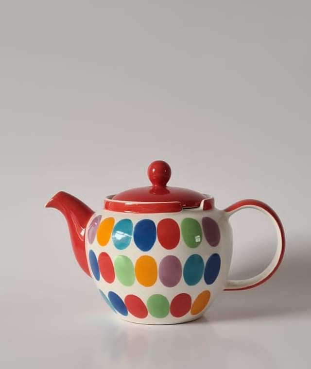 Collectable Curios' item of the day... Whittard of Chelsea Multi Coloured Polka Dot Teapot

collectablecurios.co.uk/product/whitta…

#WhittardofChelsea #PolkaDot #Teapot #Collector #Antiquing #ShopVintage #Home #Trending #ShopLocal #SupportLocal #StGeorgesBelfast  #StGeorgesMarketBelfast