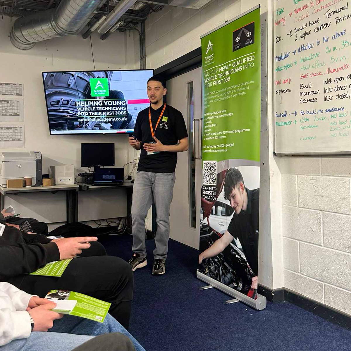 Thank you to Cambridge Regional College for inviting our Toyota Talent Manager, Terrell, to speak to their Motor Vehicle students about automotive careers and how we can help them find their first job in the industry 🚗

#AutotechAcademy #Automotive #VehicleTechnician