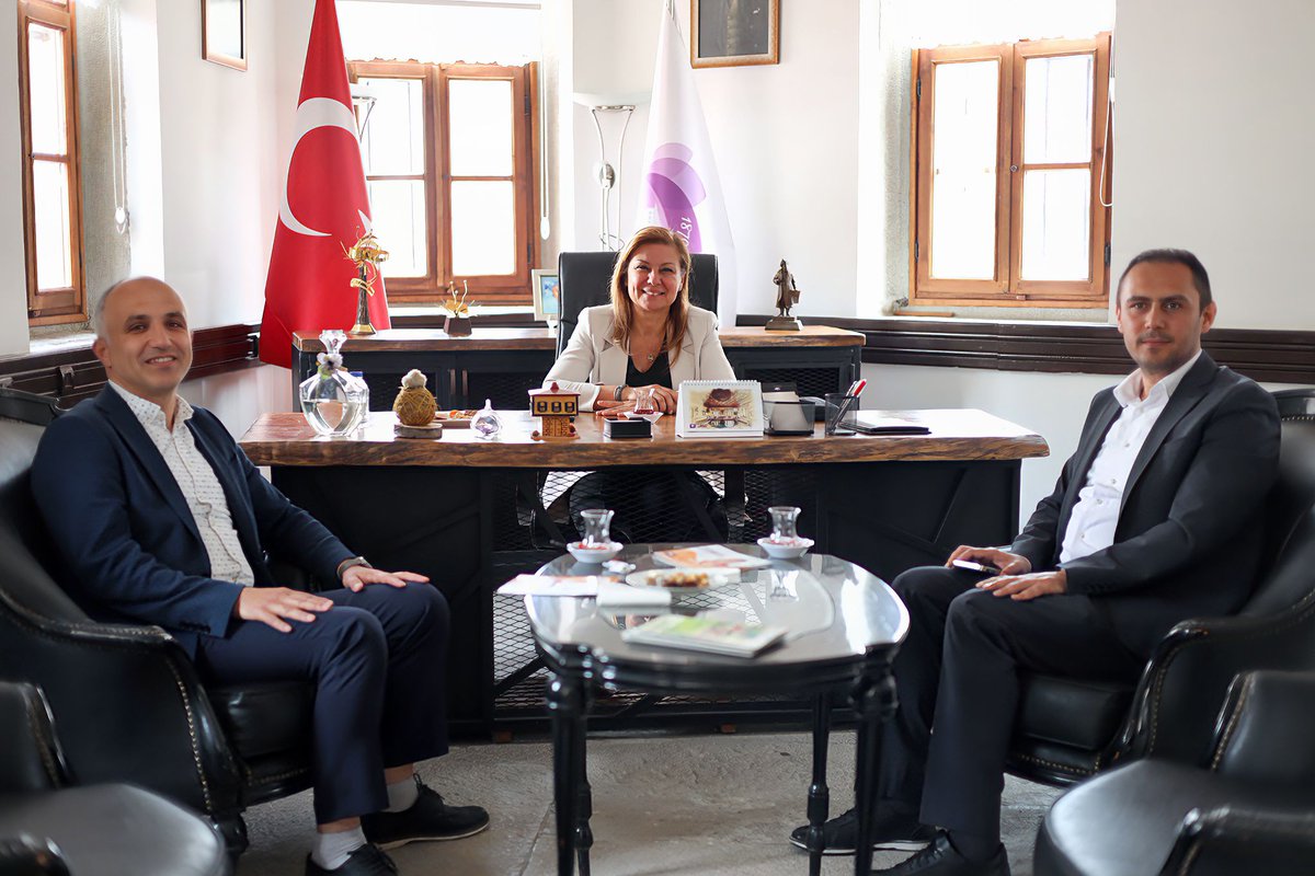Türk Telekom Karabük Şube Müdürü İlhan Onaran ve Müdür Yardımcısı Sefer Ertaş'a nazik ziyaretleri ve güzel dilekleri için teşekkür ediyoruz.