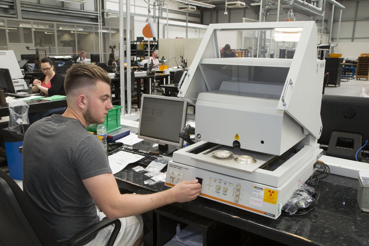 Our #AnalyticalServices department is open every weekday to provide a range of tests for different items, jewellery and otherwise. These tests include: XRF for plating thickness, lead crystal glass and more. Take a look at our services here: #AssayOffice bit.ly/337lPCh