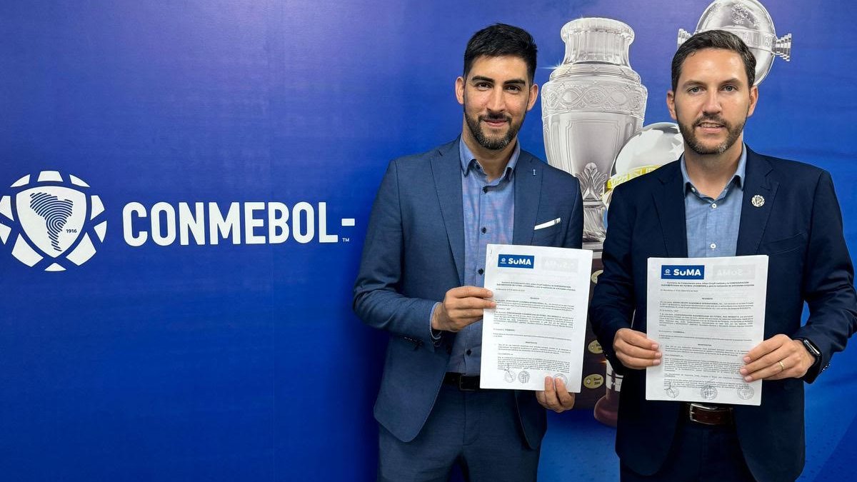 We have renewed our collaboration agreement with @CONMEBOL!

We reaffirm our commitment to keep offering quality academic training and contributing to the ongoing development of the #FootballIndustry in #SouthAmerica.

#CruyffLegacy