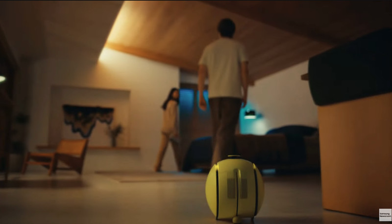 #Gadget Ballie by @samsung is a great robot companion!! Plus, it is also a projector!