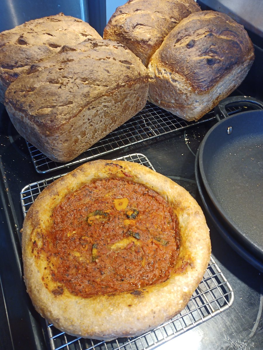Busy morning baking sourdough. 
Grandpa gets Rye, Ben gets Oat Porridge, Mama gets a pizza. 

Papa gets to see everyone's smiling face.
