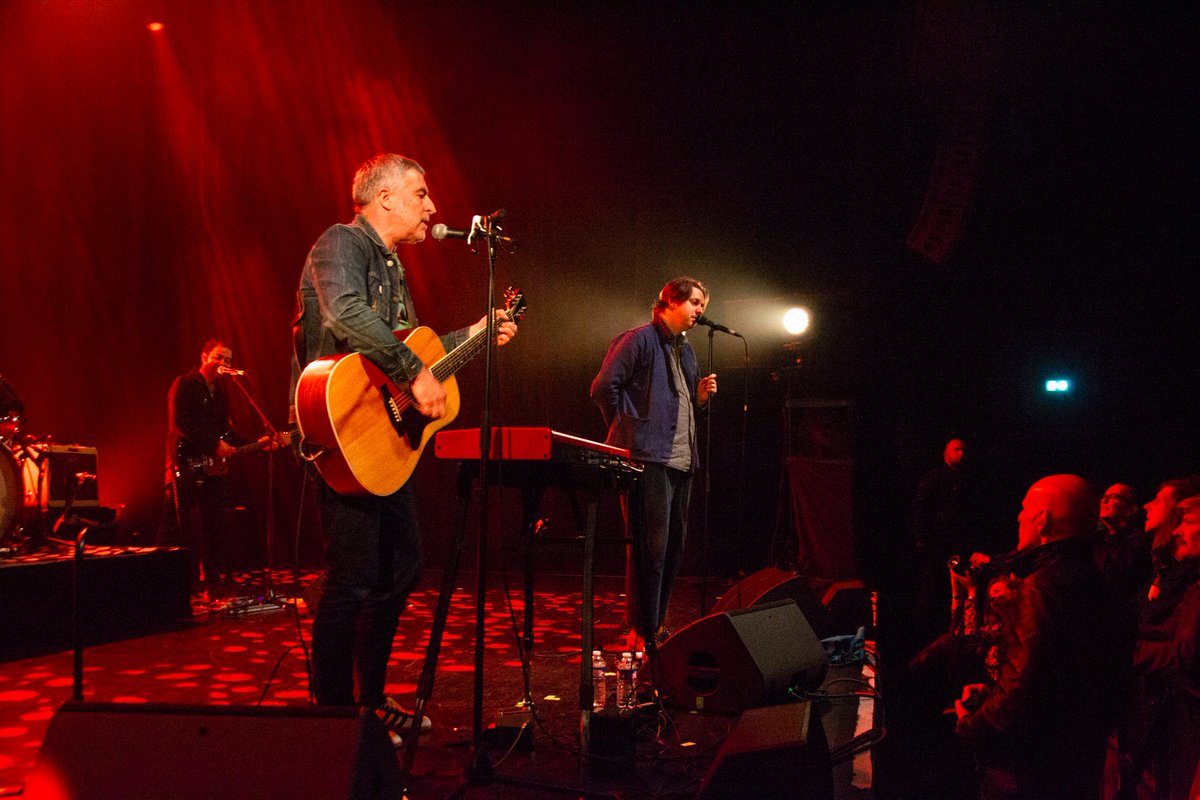 [pics] @lesuperhomard live in Toulouse @LeMetronum as part of the '24 @disquaireday celebrations #concert #concertphotography #disquaireday