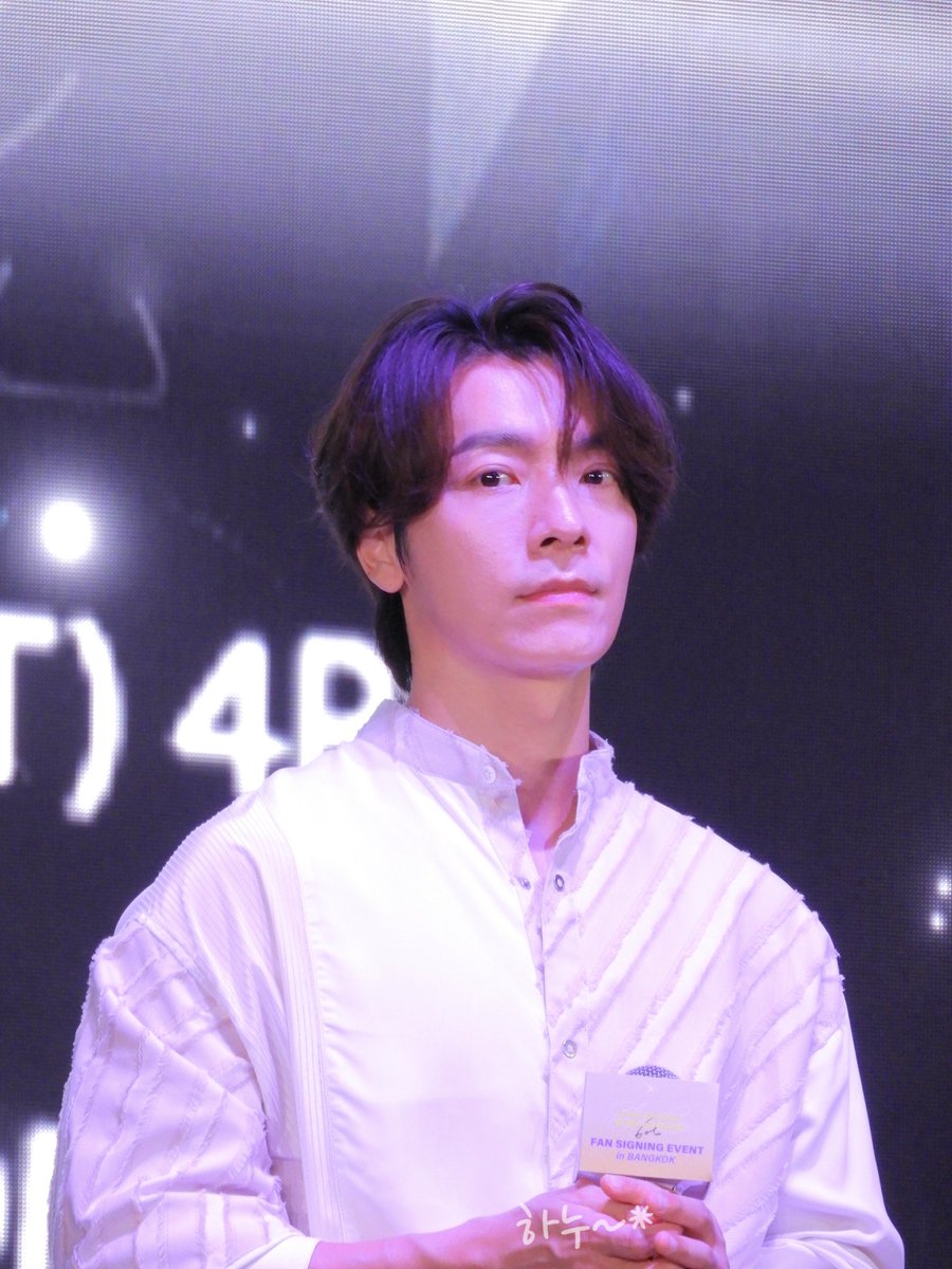 คุณพี่เค้าหล่อมากเลยวันนี้ 😍 #동해 #DONGHAE #DnE_fansigning_inBKK