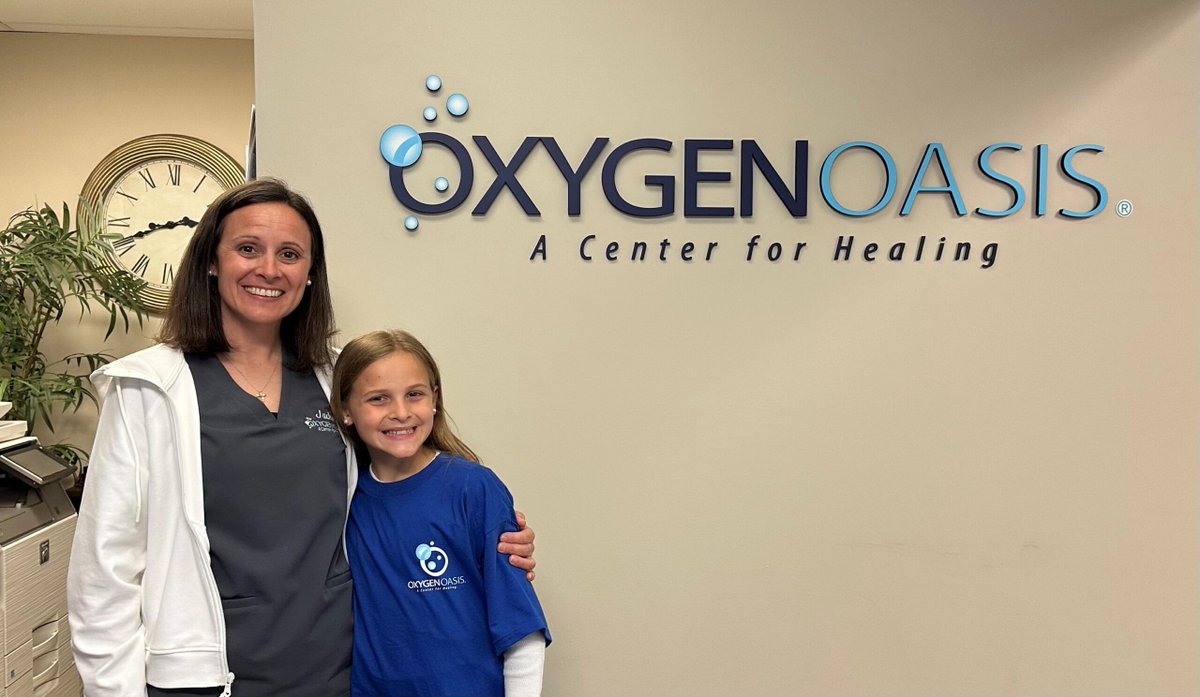 O2OASIS's tweet image. Acknowledging our new Administrative Coordinator, Jackie Robbins, for bringing her daughter Emerson to "Bring Your Child to Work Day," enhancing our workplace with positive energy. Jackie's commitment to work-life harmony inspires us to foster a supportive culture. Grateful fo...