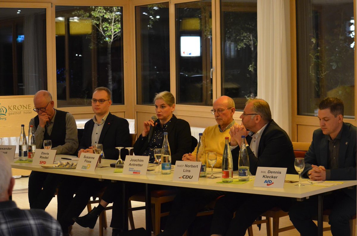 Reger Austausch bei der gestrigen Podiumsdiskussion zur Europawahl in Wildberg auf Einladung des KBV Nordschwarzwald-Gäu-Enz! Unsere Landwirte haben hartnäckige Fragen gestellt und unsere Anliegen klar vorgebracht.
