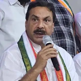 This is INDIA Alliance the bloody anti-muslim alliance, Senior Muslim face of Congress Arif Naseem Khan was not given a ticket from Mumbai North Central seat, where there are about 6 lakh Muslims and 2 lakh Hindi speaking population. AICC has declared Varsha Gaikwad as its…