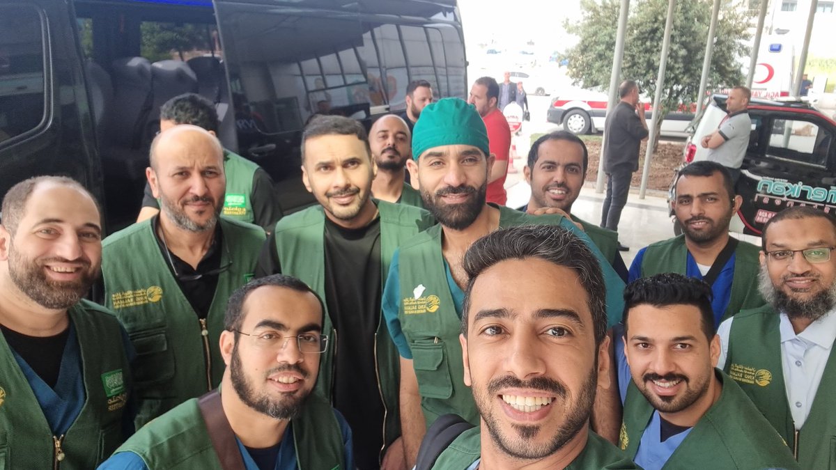 بعثة نوعية هي سابقة يقدمها #مركز_الملك_سلمان_للإغاثة لعمل زراعة قوقعة لأطفال #سوريا على الحدود السورية #التركية 
حبانا الله لنكون في هذة البعثة مع زملاء من خيرة المتخصصين
ولأن المركز يهتم بالتأهيل هناك تمكين لمتخصصين التأهيل لعمل التدريب والبرمجةهنا

يابلادي واصلي وأحنا معاكي 🇸🇦